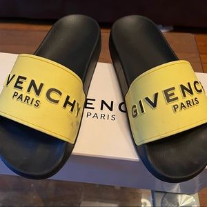 Yellow Givenchy slides size 10